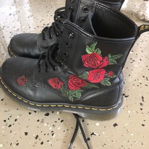 Dr. Martens 1460 VONDA FLORAL Boots